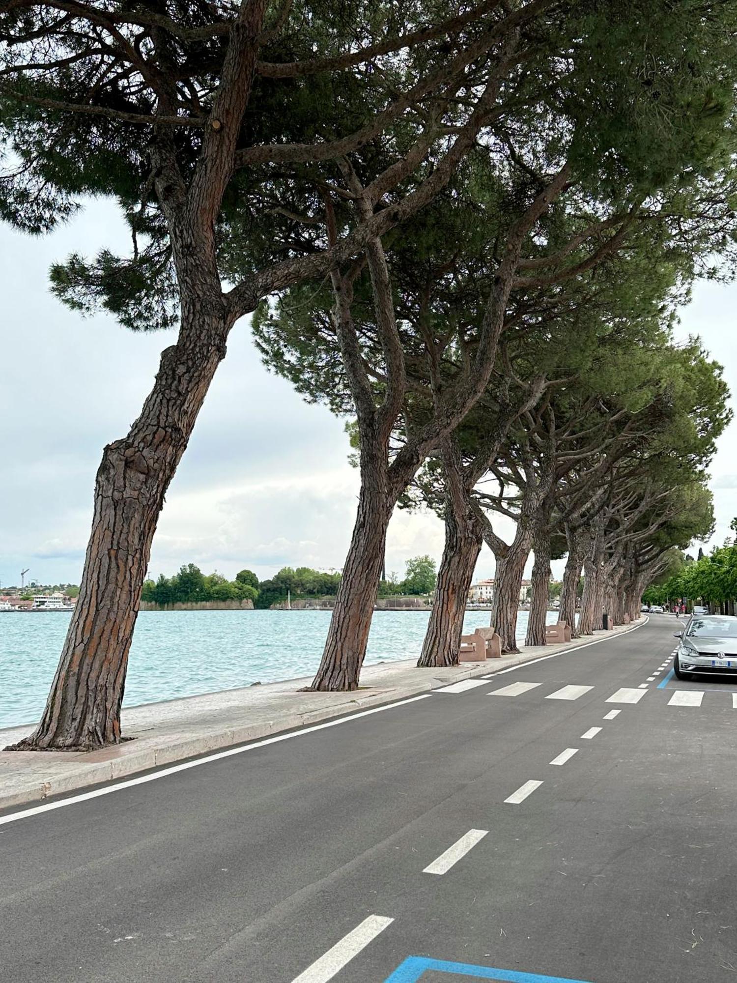 Villa 70 Peschiera del Garda Luaran gambar